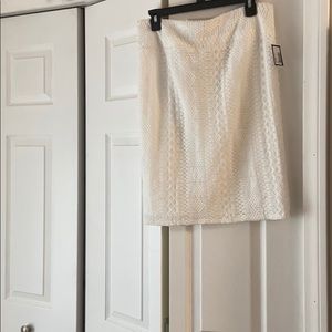 Women’s skirt